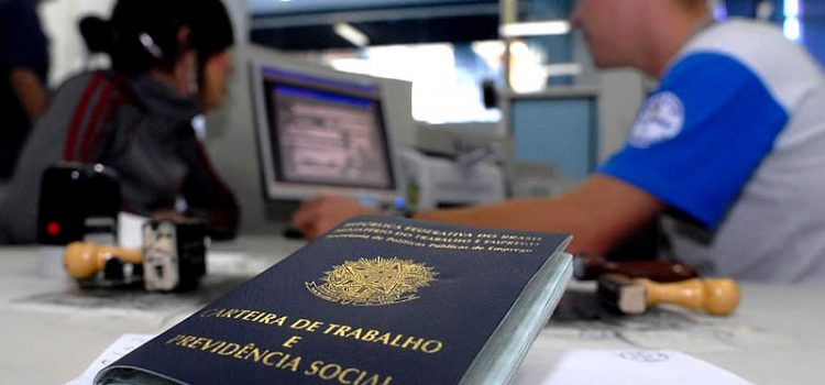Cuidados na Compra de Imóveis com Seguro Desemprego Cuidados na Compra de Imóveis com Seguro Desemprego
